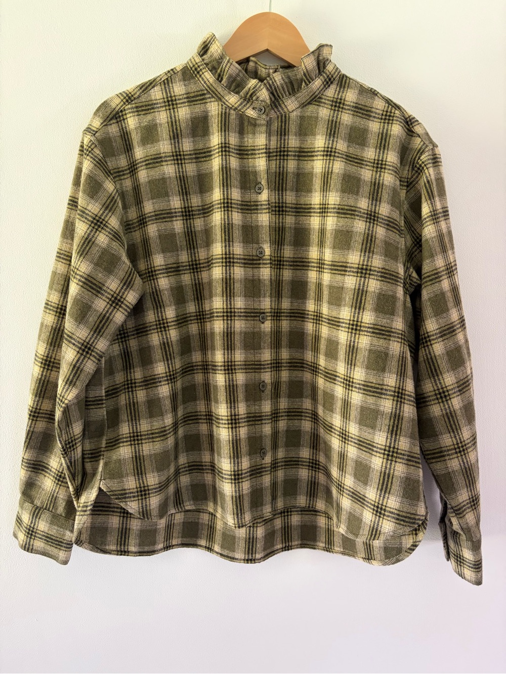 🆕 NWT Banana Republic Factory Green Camo Plaid Ruffle Button Down Wool Blend - Picture 2 of 9